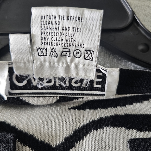 Carlisle Zebra Print Cardigan Sweater Size Small - Picture 8 of 11